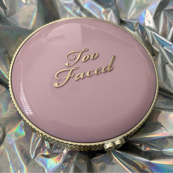 NIB Cocoa-Infused Glow Bronzer - Too Faced - Picture 3 of 6